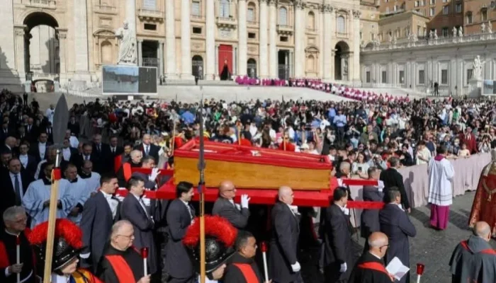 Pasukan Vatican Perketat Pengamanan Jenazah Paus Fransiskus Jelang Pemakaman