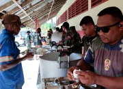 Satgas TMMD Kembali Buka Dapur Lapangan untuk Warga