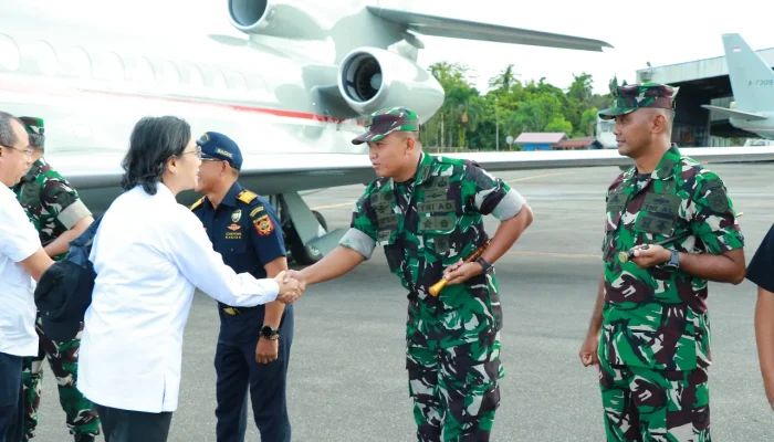Menhan Sjafrie dan Menkeu Sri Mulyani Tinjau Wilayah Rawan Konflik di Nduga