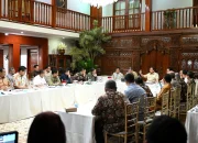 Presiden Prabowo gelar rapat malam bahas stimulus ekonomi nasional