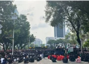 Dua Titik Aksi Demo, Satu Kota yang Berdenyut