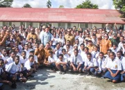 Menyapa Masa Depan Dari Timika: Wapres Gibran Turun ke Sekolah, Negara Menatap Papua Dengan Serius